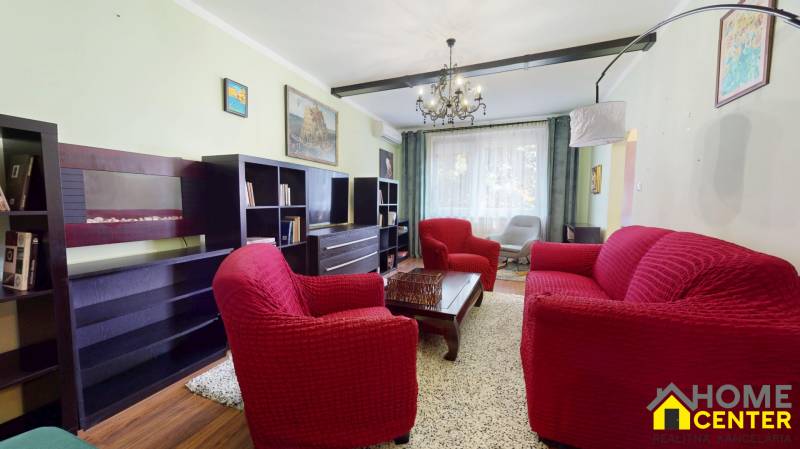 NA-PREDAJ-ZREKONSTRUOVANY-3-IZBOVY-BYT-V-BLIZKOSTI-CENTRA-NA-UL-BISKUPA-KIRALYA-KOMARNO-06192025_201909.jpg
