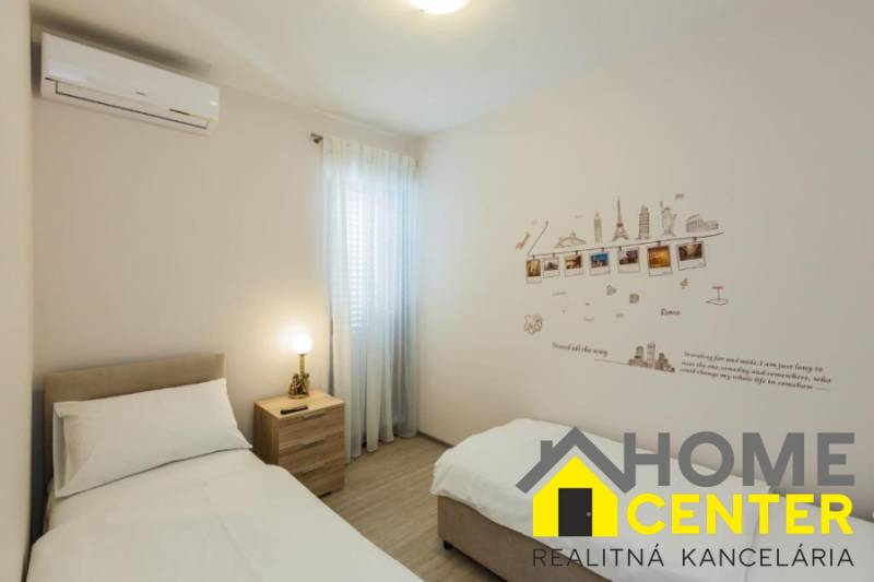 010-2033-09-Kastela-house-with-sea-view-for-sale.jpg