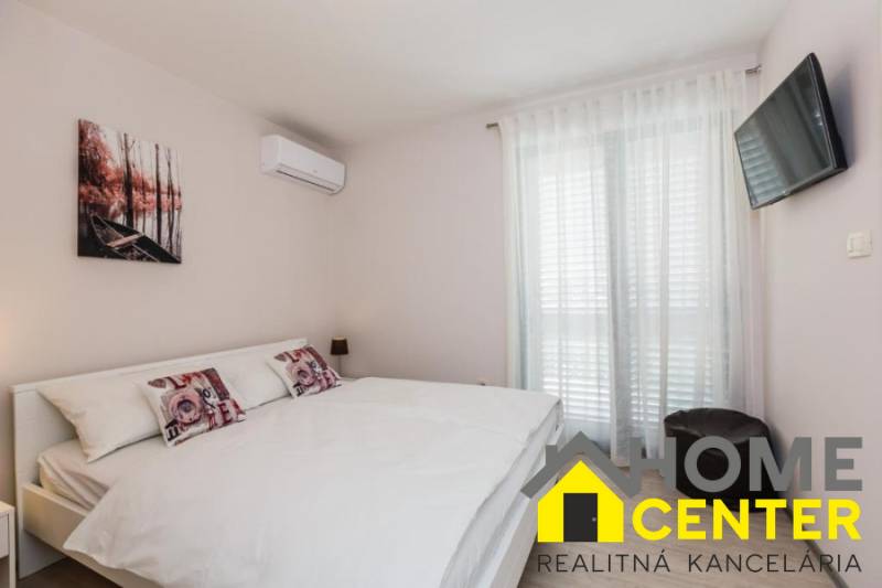 009-2033-09-Kastela-house-with-sea-view-for-sale.jpg