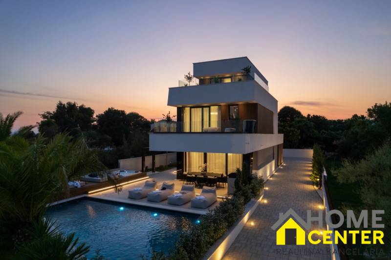 022-5427-30-Privlaka-Luxury-villa-with-pool-in-the-first-row-to-the-sea-for-sale.jpg