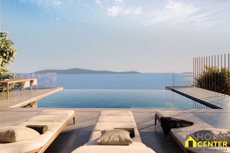 001-2022-400-rogoznica-attractive-villa-first-row-to-the-sea-for-sale.jpg