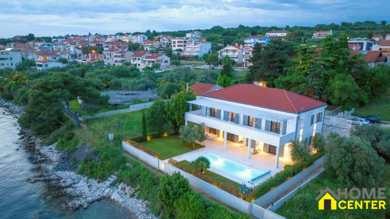 001-2022-448-zadar-beautiful-seafront-stone-villa-with-pool-for-sale.jpg