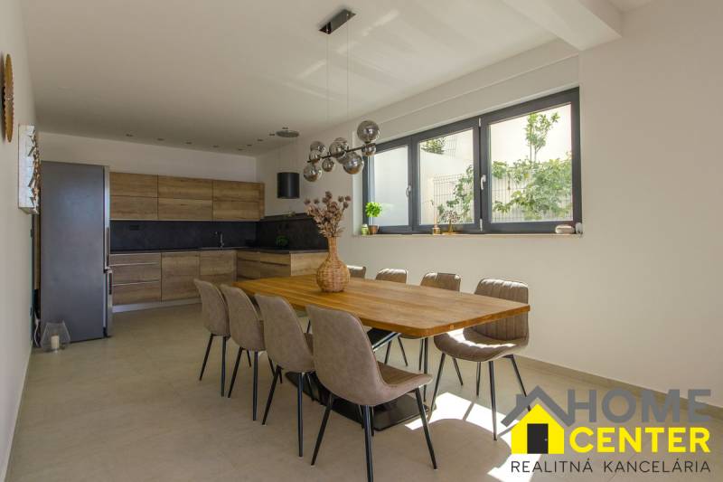 009-2022-392-rogoznica-newly-built-villa-with-sea-view-for-sale.jpg