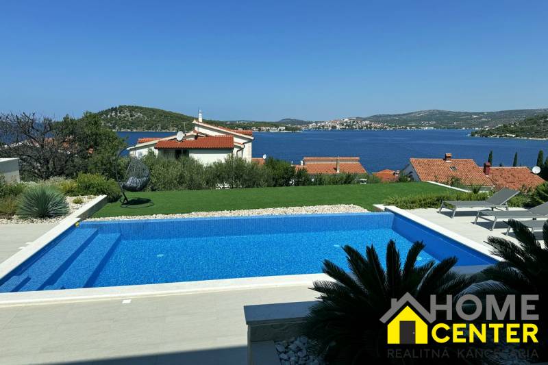 005-2022-392-rogoznica-newly-built-villa-with-sea-view-for-sale.JPG