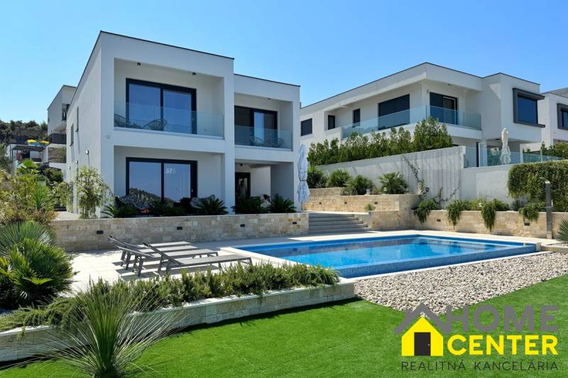 004-2022-392-rogoznica-newly-built-villa-with-sea-view-for-sale.jpg