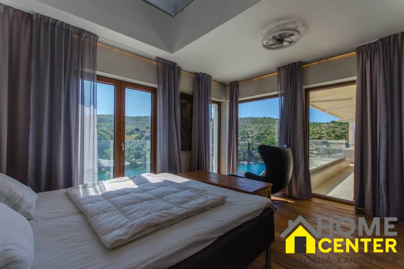 010-2041-115-Brac-Newly-built-villa-with-pool-and-open-se-view-for-sale.jpg