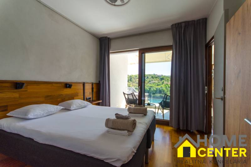 017-2041-115-Brac-Newly-built-villa-with-pool-and-open-se-view-for-sale.jpg