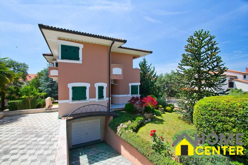 019-2022-408-Exclusive-villa-in-an-attractive-location.jpg