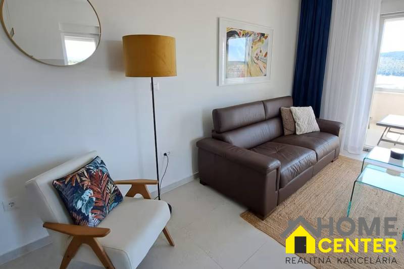 002-2035-245-Trogir-Modern-apartment-wirth-sea-view-and-swimming-pool-for-sale.jpg