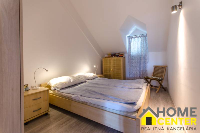 12-2013-240-Brac-apartment-by-the-sea-for-sale.jpg