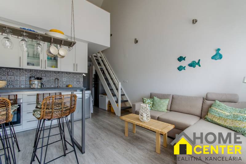 06-2013-240-Brac-apartment-by-the-sea-for-sale.jpg