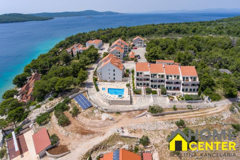 19-2013-240-Brac-apartment-by-the-sea-for-sale.jpg
