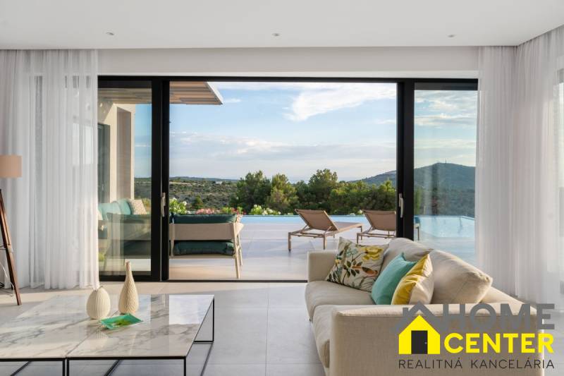 006-2022-421-Primosten-Luxury-Villa-In-A-Dominant-Location-with-a-sea-view.jpg