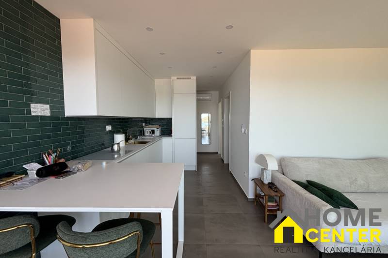 006-2035-257-Trogir-Luxury-penthouse-with-an-open-sea-view-for-sale.jpg