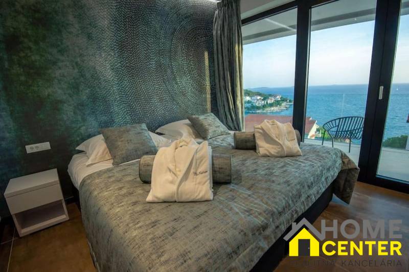 011-2029-108-primosten-modern-villa-with-pool-and-sea-view-for-sale.jpg
