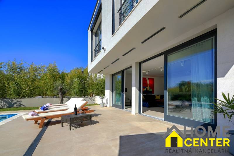 003-2022-465-island-krk-modern-villa-in-attractive-location-for-sale – kópia.jpg