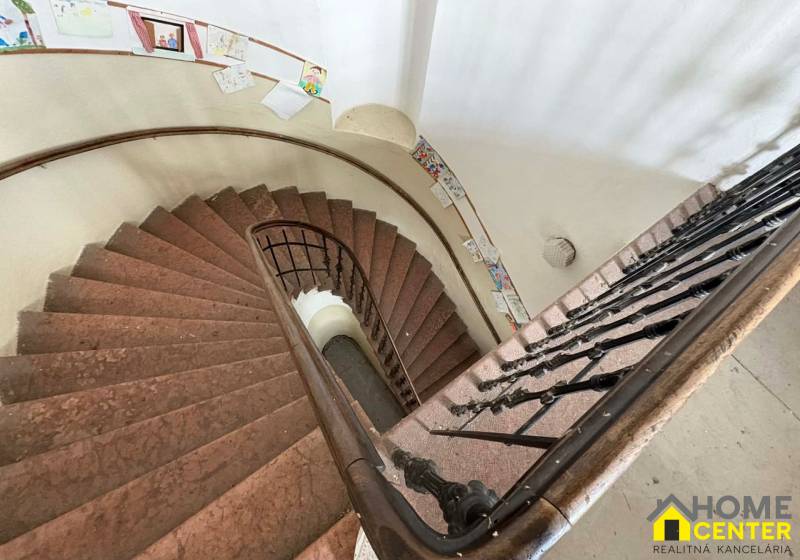 d11df7ce-1e16-4bdc-97b2-a5b1d68fb524.jfif