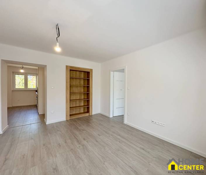 45fac160-545f-4dd5-af95-6ac41a78a489.jfif