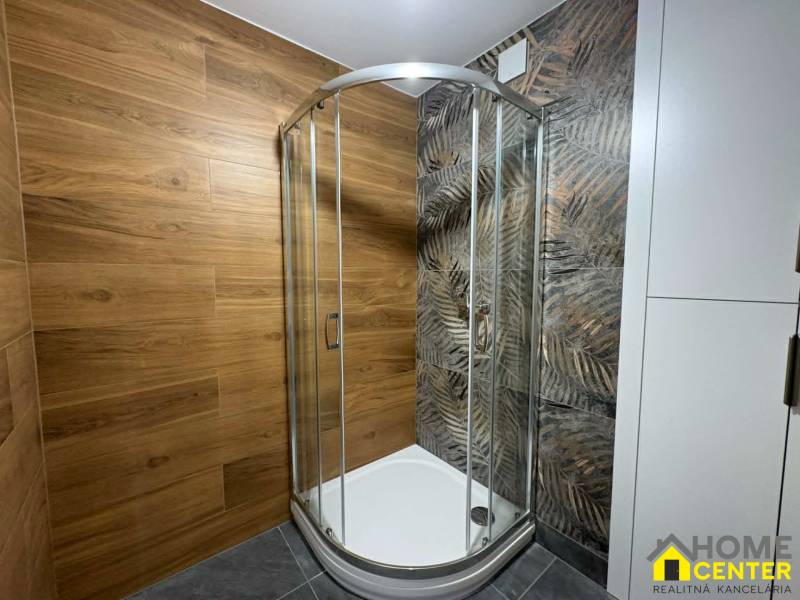 8f4e783d-f6f1-4cc7-9e9e-7195e9ad9cf0.jfif