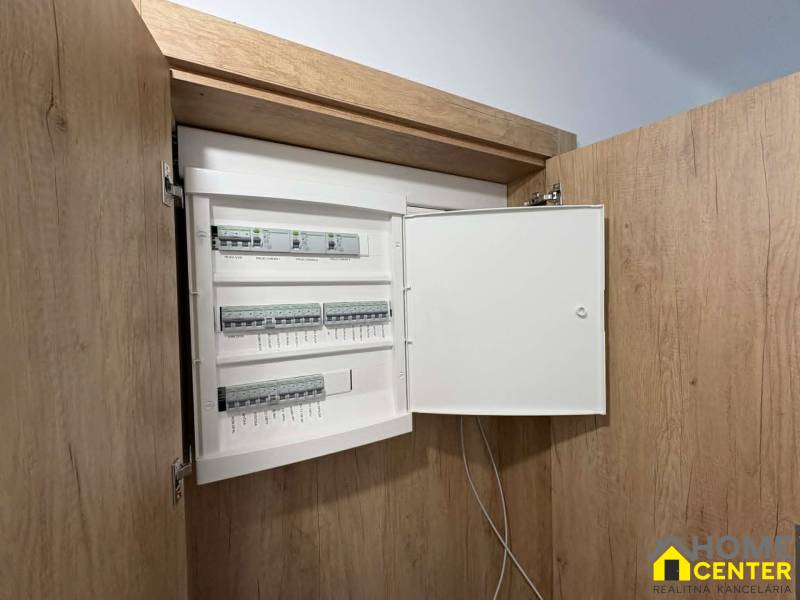 b7cfc894-bfa1-447c-9bd0-4beacf54af7b.jfif