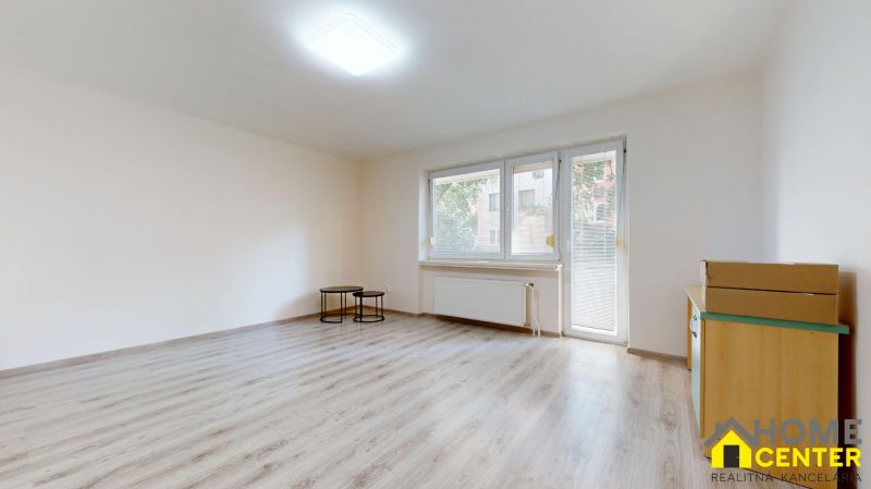 NA-PRENAJOM-3-IZBOVY-SVOJPOMOCNY-BYT-NA-UL-DAMJANICHOVA-BLIZKO-CENTRA-KOMARNO-07102026_115750.jpg